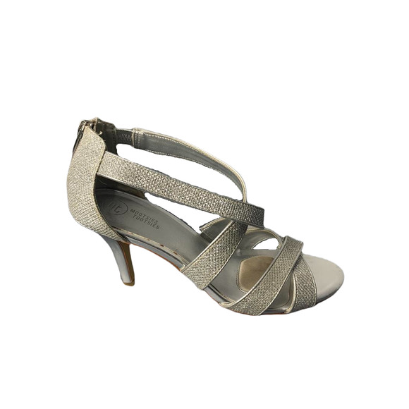 Mootsies Tootsies Womens Silver Strappy High Heel Sandals Size 7.5M - Picture 7 of 8